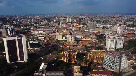 Aerial-panorama-of-downtown-Yaounde,-Cameroon
