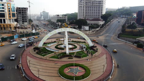 Drone-shot-in-front-of-the-Prime-Ministerial-Roundabout,-in-Yaounde,-Cameroon