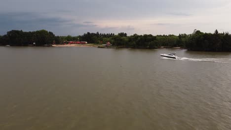 Motorboat-along-Amazon-River