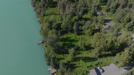 Aerial-footage-of-the-Kenai-River-in-Soldotna,-Alaska