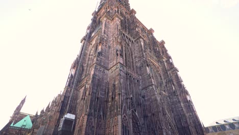 Neigung-Des-Straßburger-Doms