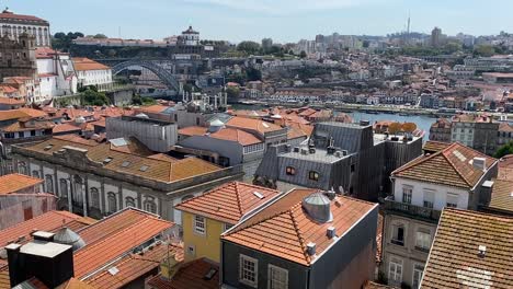 Overview-Of-Porto-Beautiful-Cityscape-On-River-Coast,-Portugal