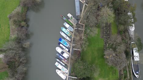 Overhead-Drone-overhead-birds-eye-view-boats-moored-walton-on-Thames-UK