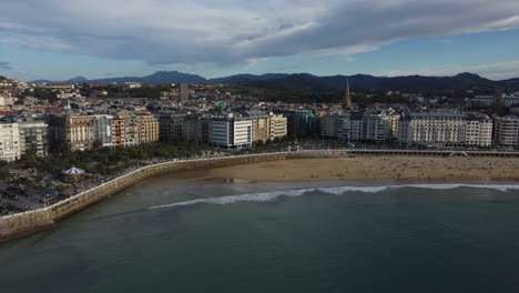 Drone-shot-of-San-Sebastian---drone-is-approaching-the-beach-promenade