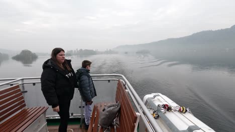 Footage-of-the-red-cruise-on-lake-Windermere,-Sailing-from-Bowness-to-Ambleside