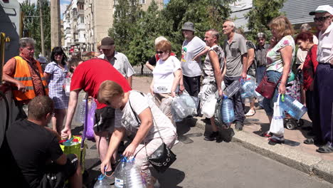 Mykolaiv-residents-queue-up-for-drinking-water-at-an-emergency-supply-truck-after-the-mains-supply-was-contaminated-during-the-Russian-war-of-Ukraine