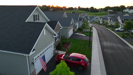 Close-up-aerial-of-brand-new-small-homes-in-America