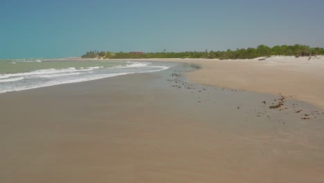 Antena:-Viaje-De-Kitesurf-En-El-Norte-De-Brasil,-Playa-Desierta