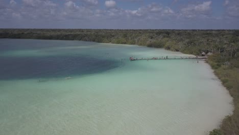 Lagune-Von-Kaan-Luum-In-Mexiko