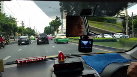 Taxifahren-In-Bangkok-Während-Der-Hauptverkehrszeit-Kann-Eine-Schreckliche-Erfahrung-Sein