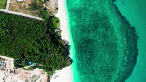 Drohnenaufnahme-Der-Insel-New-Coast-Ilig-Iligan-Beach,-Boracay