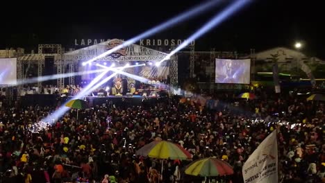 Music-concert-to-celebrates-the-anniversary-of-city,-Blora,-Jawa-Tengah,-HD-clip