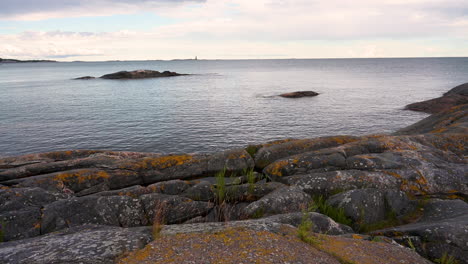 Evening-peaceful-calm-sea-in-the-island-in-summertime,-Sweden