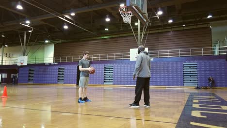 Ejercicios-De-Baloncesto-De-Tiro-Con-Una-Mano