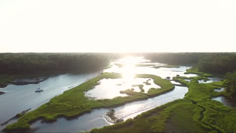 Sunrise-over-the-Calabash-River-in-North-Carolina