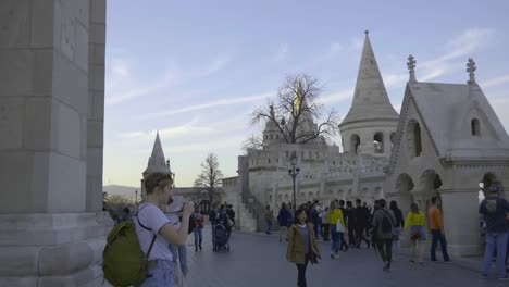 Fisherman's-Bastion-Fast-foward-shot-with-turists-passing-by