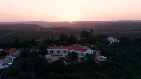 Antenne:-Algarve-Landschaft-Während-Des-Sonnenuntergangs