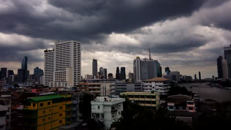 Chaophraya-River-is-filled-with-history-and-culture