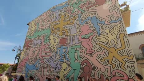 Tuttomondo:-Un-Mural-De-Keith-Haring-En-Pisa