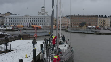 Snowy-pier-in-Helsinki-at-winter