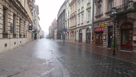 Calle-Vacía-De-Slawkowska-En-El-Centro-De-Cracovia-Temprano-En-La-Mañana-De-Invierno