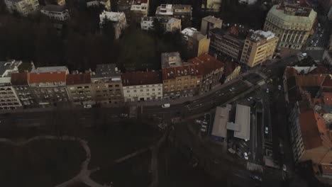 Aerial-Tilt-Up-Shot-To-Reveal-Old-Buildings-Of-Zagreb-City,-Croatia