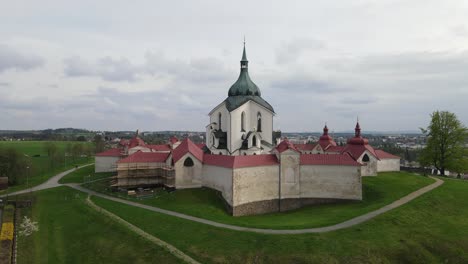 Aerial-Drone-footage-of-Pilgrimage-Church-of-Saint-John-of-Nepomuk-in-Zdar-nad-Sazavou,-Czech-republic