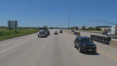 Autobahnfahrt-I80-East-Illinois-Vorderansicht