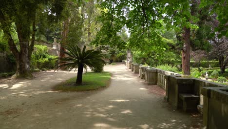 Geheimer-Ort,-Um-Den-Botanischen-Garten-Der-Universität-Coimbra-Von-Oben-Zu-Betrachten