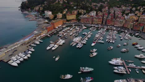 Pleasure-boats-and-yachts-moored-in-marina,-Santa-Margherita-Ligure