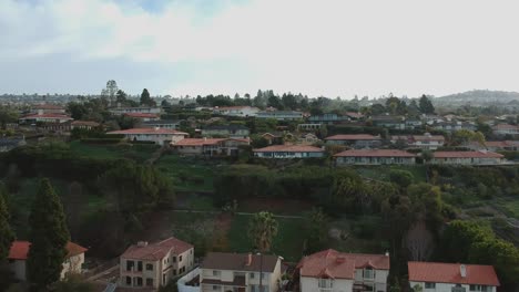 Morning-drone-view-from-a-bit-lower-height-and-taking-off-slowly-above-the-Palos-Verdes-Estates,-California