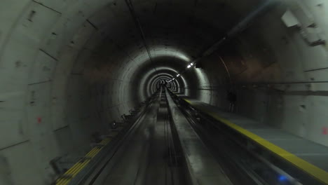 Underground-tunnel,-urban-futuristic-motion