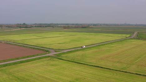 Zona-De-Agricultura-Rural-Durante-La-Primavera-En-Middelburg,-Países-Bajos