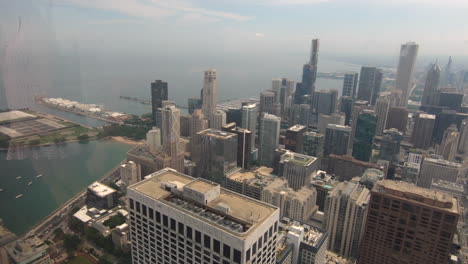 Luftaufnahme,-Wolkenkratzer,-Panorama-Von-Hohen-Hochhäusern,-Innenstadt,-Stadt-Chicago,-Vereinigte-Staaten,-USA,-Stadtbild,-Blick-Von-Oben-Auf-Den-Hancock-Tower,-Himmel,-Fluss,-Loop-Bereich,-Stufenloses-Vergrößern