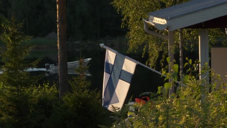 Finnische-Kultur,-Sommerabende-In-Finnland-Verbringt-Man-Am-Besten-Im-Sommerhaus