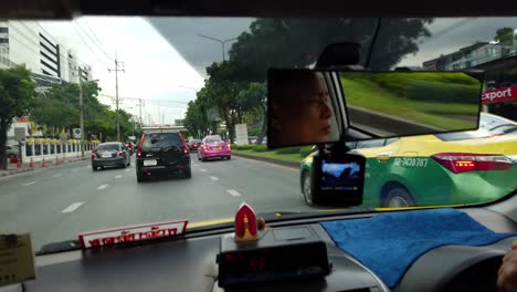 Taking-the-taxi-in-Bangkok-during-the-rush-hour-can-be-a-horrible-experience