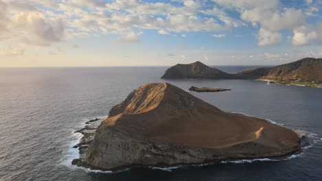 Slow-and-steady-drone-footage-of-Manana-Island-or-Rabbit-Island-in-Hawaii