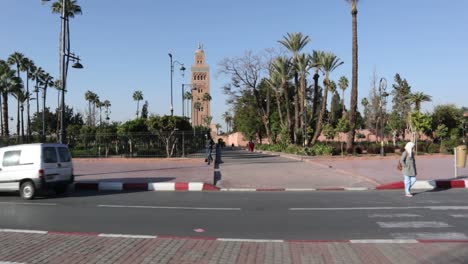 Viaje-En-Taxi-En-La-Ciudad-De-Marrakech
