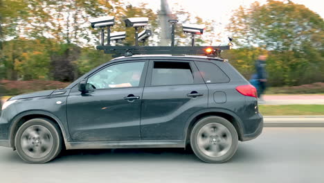 Camera-on-top-of-Street-View-Car,-big-camera-system-on-the-roof-of-a-car