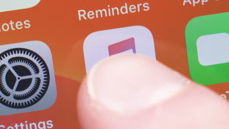 Smartphone-Music-App-Icon-Close-Up