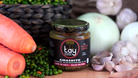 Amashito-mexican-chili-escabeche-jar-tilt-up