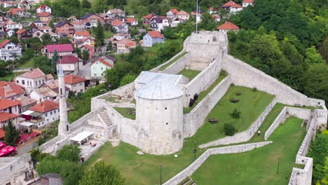 Luftaufnahme-Der-Burg-Travnik-In-Bosnien