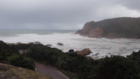 Chaotic-and-dangerous-Knysna-River-bar-on-windy-overcast-African-day