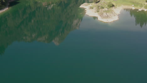 Aerial-of-beautiful-reflective-lake
