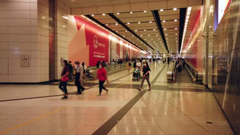 Corona-Virus-Pandemic,-Local-Commuters-at-Hong-Kong-underground-MTR-station