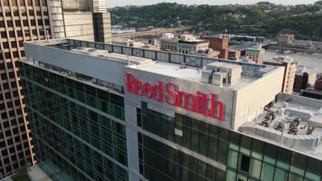 Reed-Smith-global-law-firm-headquarters-in-Pittsburgh-Pennsylvania