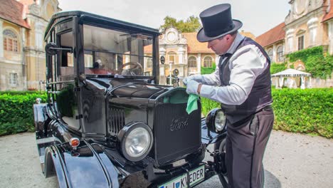 Hombre-Con-Chaleco-Formal-Y-Top-Hat-Toallitas-Ford-Model-T-Car&#39;s-Hood-Ornament