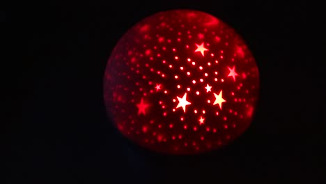 Rotierender-Nachtlampenprojektor-Mit-Sternen-Und-Mond