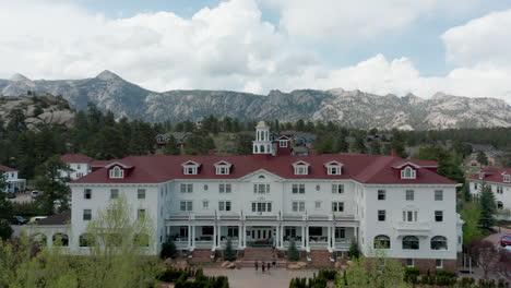 Stanley-Hotel-in-Estes-Park-Colorado-was-the-inspiration-for-the-Overlook-Hotel-from-the-Shining-and-was-used-in-the-TV-series