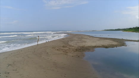 AERIAL:-Low-aerial-shot-of-Honduran-coastline